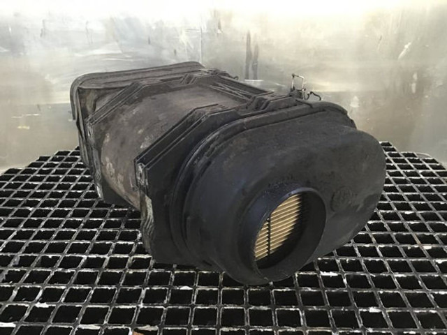 Liebherr Air Filter - Bộ lọc gió: hình 3 Liebherr Air Filter - Bộ lọc gió: hình 3