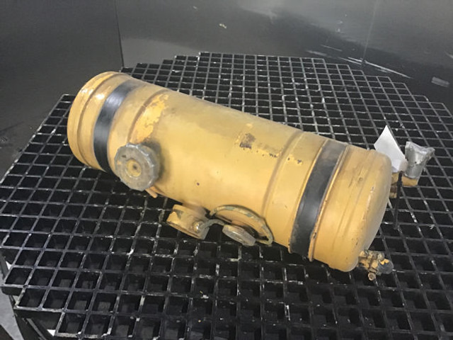 Liebherr Equalizing Reservoir - Hệ thống nạp khí: hình 3 Liebherr Equalizing Reservoir - Hệ thống nạp khí: hình 3