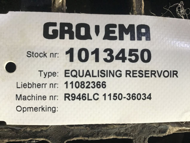 Liebherr Equalizing Reservoir - Bình nước phụ: hình 4 Liebherr Equalizing Reservoir - Bình nước phụ: hình 4