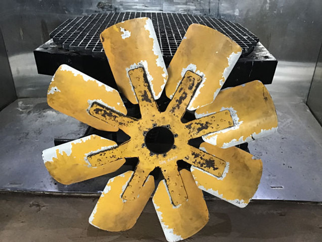 Liebherr Fan Blade - Hệ thống làm mát: hình 1 Liebherr Fan Blade - Hệ thống làm mát: hình 1