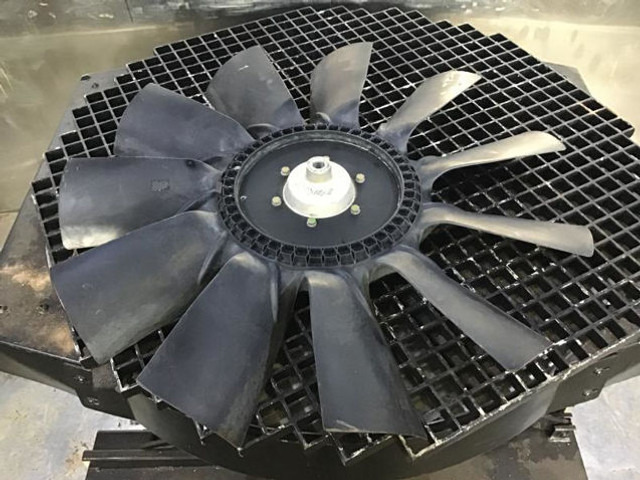 Liebherr Fan Blade - Hệ thống làm mát: hình 4 Liebherr Fan Blade - Hệ thống làm mát: hình 4