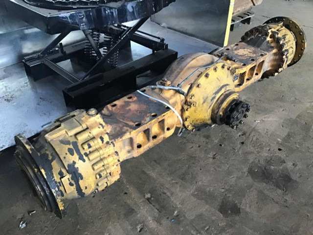 Liebherr Front Axle - Trục trước: hình 2 Liebherr Front Axle - Trục trước: hình 2