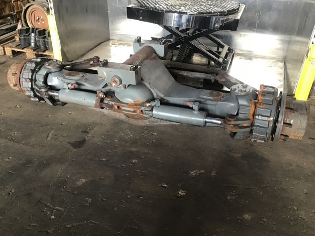Liebherr Front Axle - Trục trước: hình 1 Liebherr Front Axle - Trục trước: hình 1