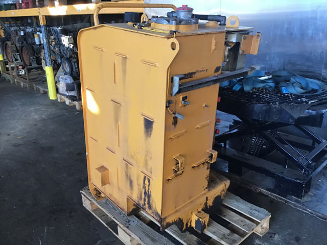 Liebherr Hydraulic Tank - Bồn thủy lực: hình 3 Liebherr Hydraulic Tank - Bồn thủy lực: hình 3