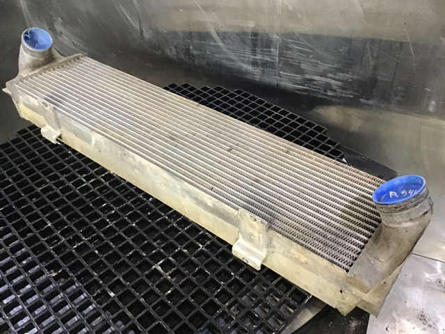 Liebherr Intercooler - Bộ làm mát liên hợp: hình 1 Liebherr Intercooler - Bộ làm mát liên hợp: hình 1