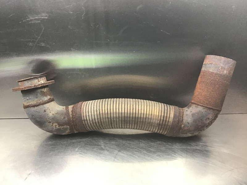 Liebherr L550 / L556 - Ống xả: hình 2 Liebherr L550 / L556 - Ống xả: hình 2