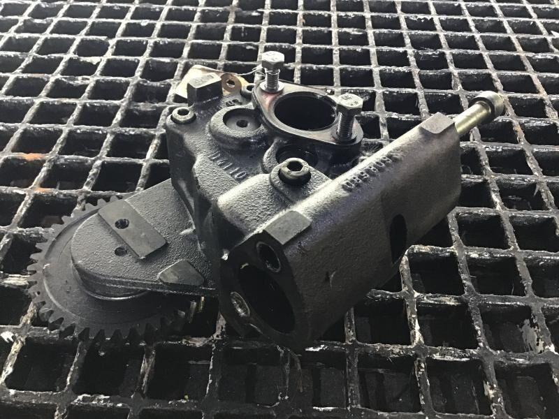 Liebherr Oil Pump - Bơm dầu nhớt: hình 1 Liebherr Oil Pump - Bơm dầu nhớt: hình 1