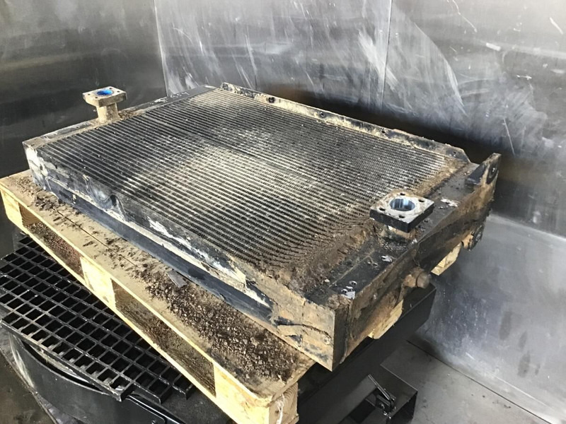 Liebherr Oilcooler - Bộ làm mát dầu: hình 3 Liebherr Oilcooler - Bộ làm mát dầu: hình 3