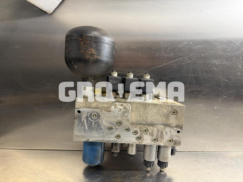 Liebherr R926 COMP / R926 K-LC / R926 LC / R926 CL / R926 NLC / R926 SLC / R926 WLC / R906 WLC - Thủy lực: hình 2 Liebherr R926 COMP / R926 K-LC / R926 LC / R926 CL / R926 NLC / R926 SLC / R926 WLC / R906 WLC - Thủy lực: hình 2