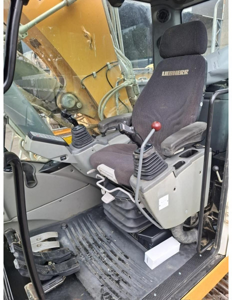 Liebherr R926 LC - Máy xúc bánh xích: hình 5 Liebherr R926 LC - Máy xúc bánh xích: hình 5