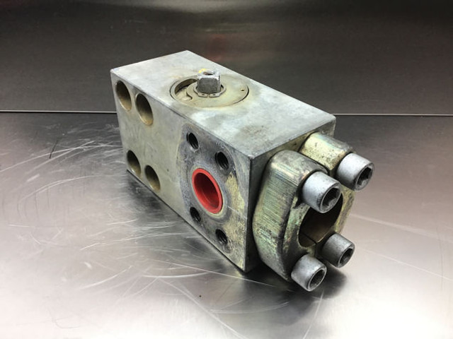 Liebherr Safety Valve - Van: hình 3 Liebherr Safety Valve - Van: hình 3