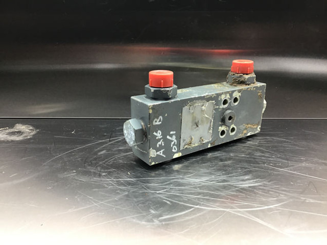 Liebherr Safety Valve - Van: hình 1 Liebherr Safety Valve - Van: hình 1