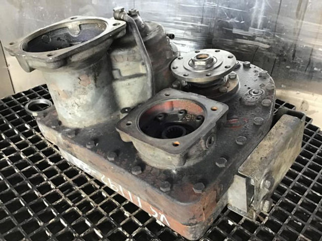 Liebherr Travel Gearbox - Hộp số: hình 4 Liebherr Travel Gearbox - Hộp số: hình 4