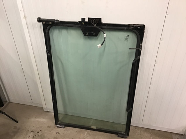Liebherr Window Glass - Cửa sổ và phụ tùng: hình 5 Liebherr Window Glass - Cửa sổ và phụ tùng: hình 5