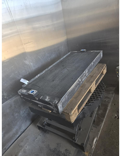 Liebherr oilcooler - Bộ làm mát dầu: hình 2 Liebherr oilcooler - Bộ làm mát dầu: hình 2