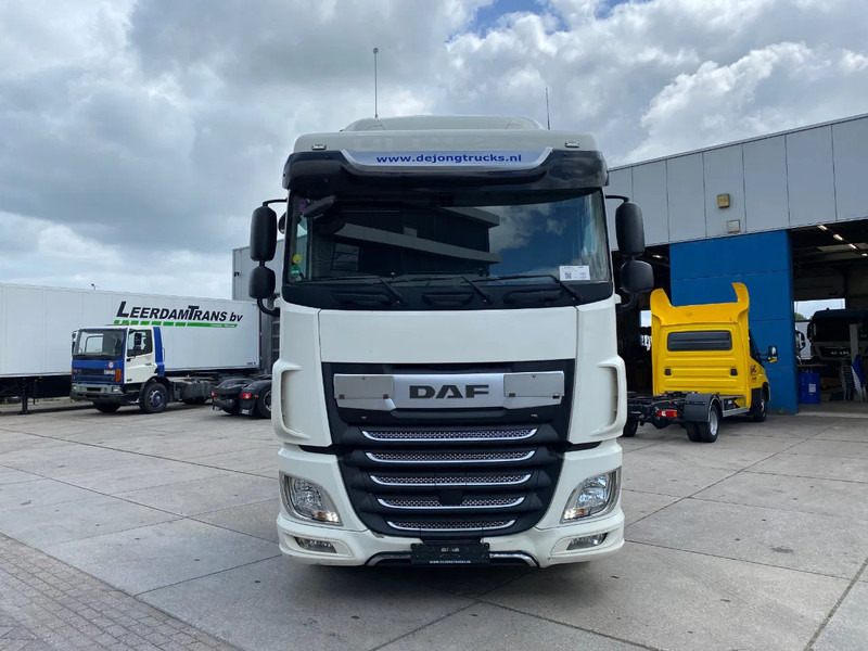 DAF XF 106.450 SC / Automatic / Euro 6 - Xe đầu kéo: hình 2 DAF XF 106.450 SC / Automatic / Euro 6 - Xe đầu kéo: hình 2