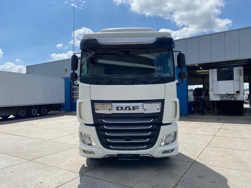 DAF XF 106.450 SC / Automatic / Euro 6 - Xe đầu kéo: hình 2 DAF XF 106.450 SC / Automatic / Euro 6 - Xe đầu kéo: hình 2
