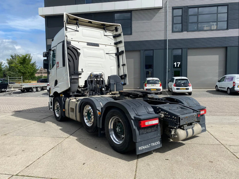 Renault T520 Comfort / 6x2/4 / Steering Axle / Hub Reduction / 208.250Km - Xe đầu kéo: hình 4 Renault T520 Comfort / 6x2/4 / Steering Axle / Hub Reduction / 208.250Km - Xe đầu kéo: hình 4