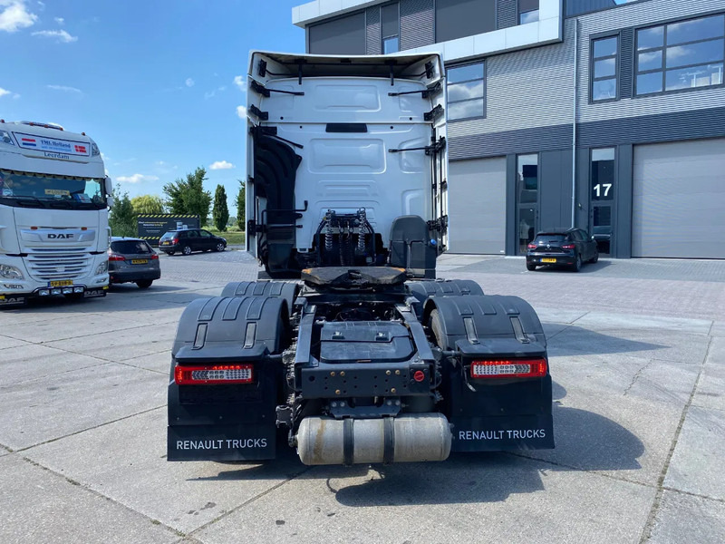 Renault T520 Comfort / 6x2/4 / Steering Axle / Hub Reduction / 290.235 km - Xe đầu kéo: hình 5 Renault T520 Comfort / 6x2/4 / Steering Axle / Hub Reduction / 290.235 km - Xe đầu kéo: hình 5
