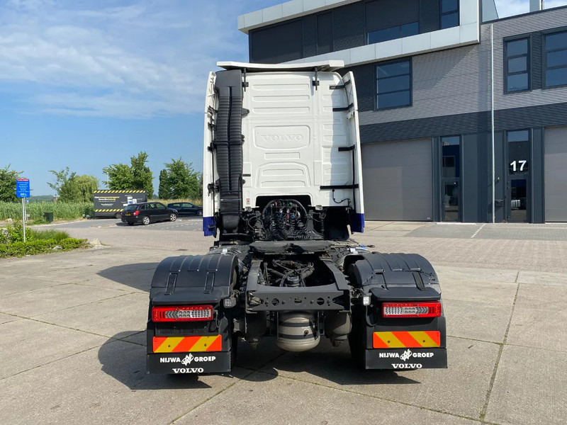 Volvo FH 13.500 Globetrotter XL / I-parkCool / 2x Tank - Xe đầu kéo: hình 5 Volvo FH 13.500 Globetrotter XL / I-parkCool / 2x Tank - Xe đầu kéo: hình 5