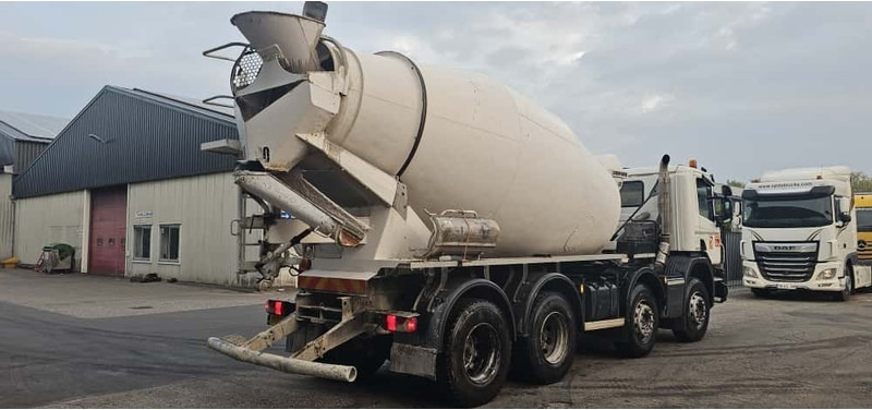 Scania P410 Mixer 9m3 LIEBHERR - Xe trộn bê tông: hình 5 Scania P410 Mixer 9m3 LIEBHERR - Xe trộn bê tông: hình 5