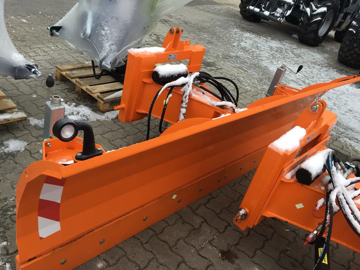 Stekro PVHU 3000 - Cày tuyết cho Tiện ích/ Xe đặc dụng: hình 1 Stekro PVHU 3000 - Cày tuyết cho Tiện ích/ Xe đặc dụng: hình 1