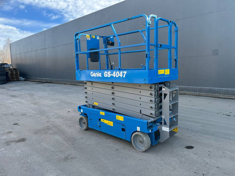 Genie GS 4047 - Máy nâng người hình kéo: hình 5 Genie GS 4047 - Máy nâng người hình kéo: hình 5