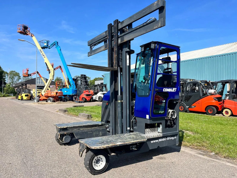 Combilift C4000 4 WAY FORKLIFT - Xe tải tiếp cận 4 hướng: hình 1 Combilift C4000 4 WAY FORKLIFT - Xe tải tiếp cận 4 hướng: hình 1