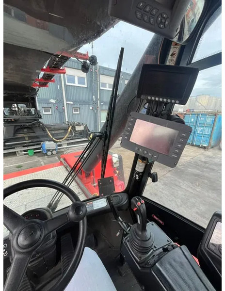 Hyster RS46-36CH - Xe tiếp cận xếp chồng: hình 5 Hyster RS46-36CH - Xe tiếp cận xếp chồng: hình 5