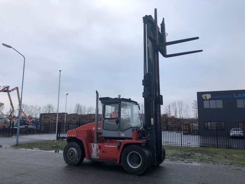 Kalmar DCE 120-6 - Xe nâng diesel: hình 5 Kalmar DCE 120-6 - Xe nâng diesel: hình 5