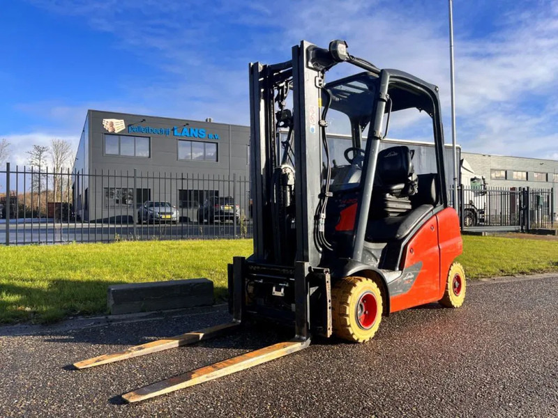Linde H20T-01 - Xe nâng gas: hình 4 Linde H20T-01 - Xe nâng gas: hình 4