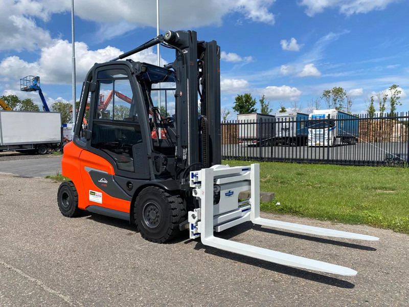 Linde H35D-01 Cascade rotating fork clamp - Xe nâng diesel: hình 3 Linde H35D-01 Cascade rotating fork clamp - Xe nâng diesel: hình 3