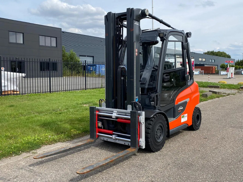Linde H35D-01 - Xe nâng diesel: hình 4 Linde H35D-01 - Xe nâng diesel: hình 4