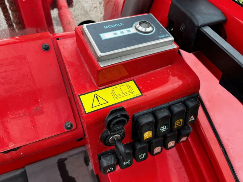 Xe nâng địa hình gồ ghề Manitou M30-4 4X4: hình 14