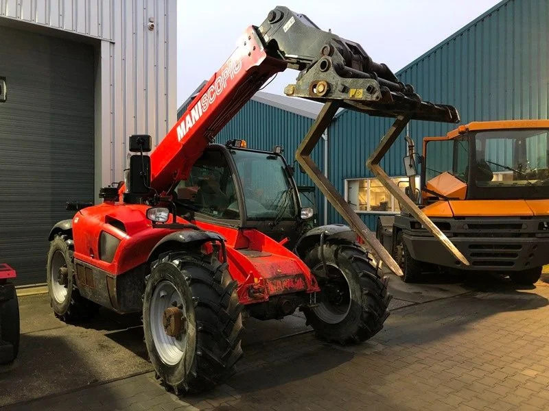 Xe nhấc hình viễn vọng kính Manitou MLT735 120 LSU: hình 8