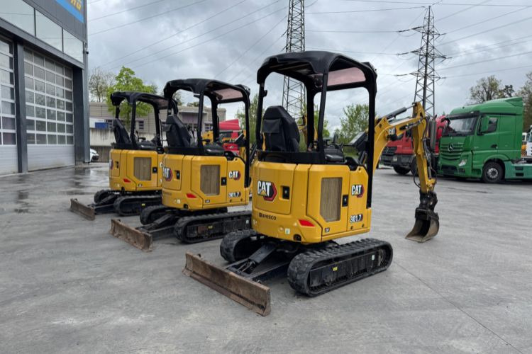 CATERPILLAR | 3 Stück 301.7CR... - Máy xúc bánh xích: hình 3 CATERPILLAR | 3 Stück 301.7CR... - Máy xúc bánh xích: hình 3