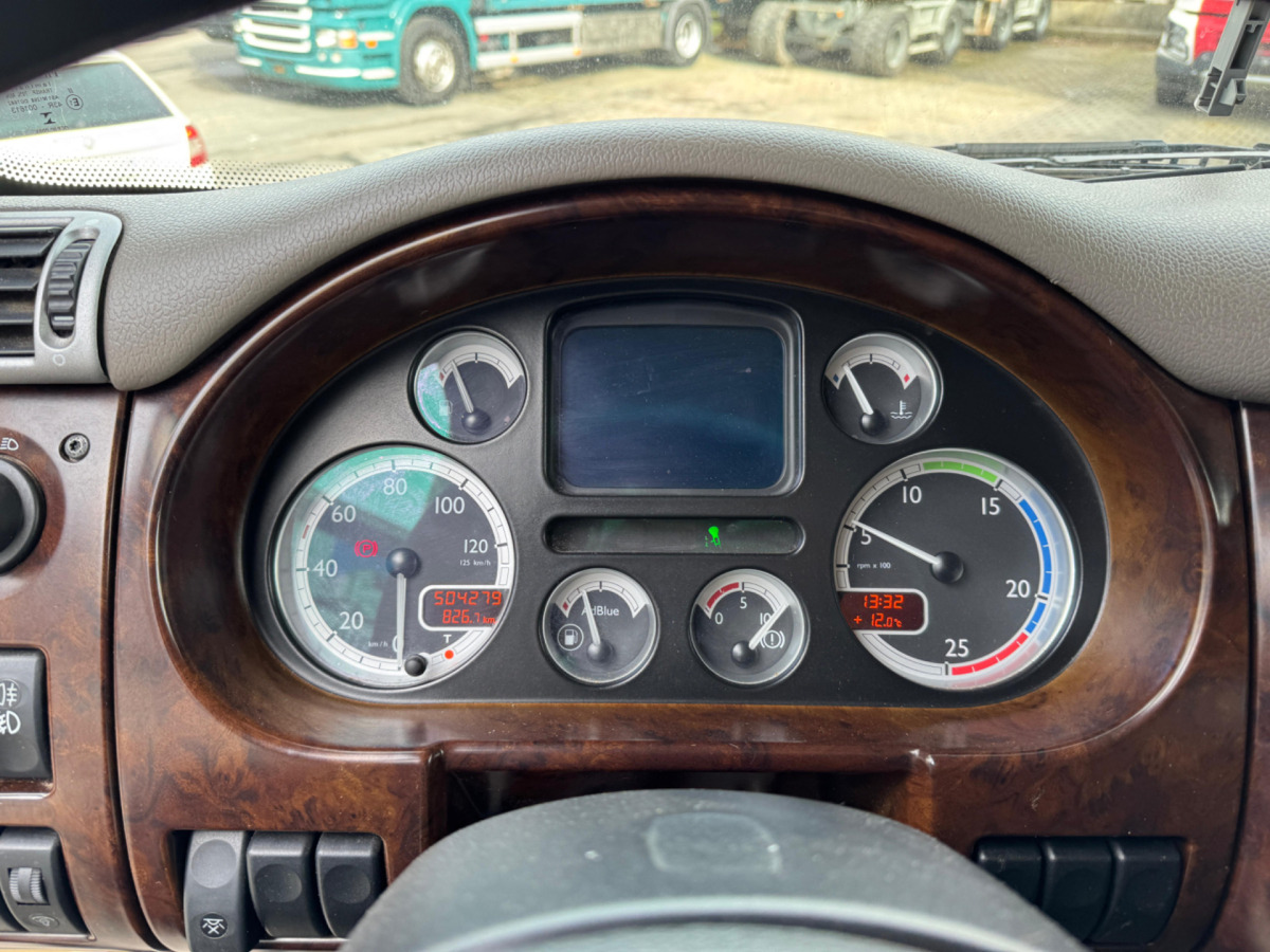 Xe tải chở gia súc DAF CF410 4x2: hình 18