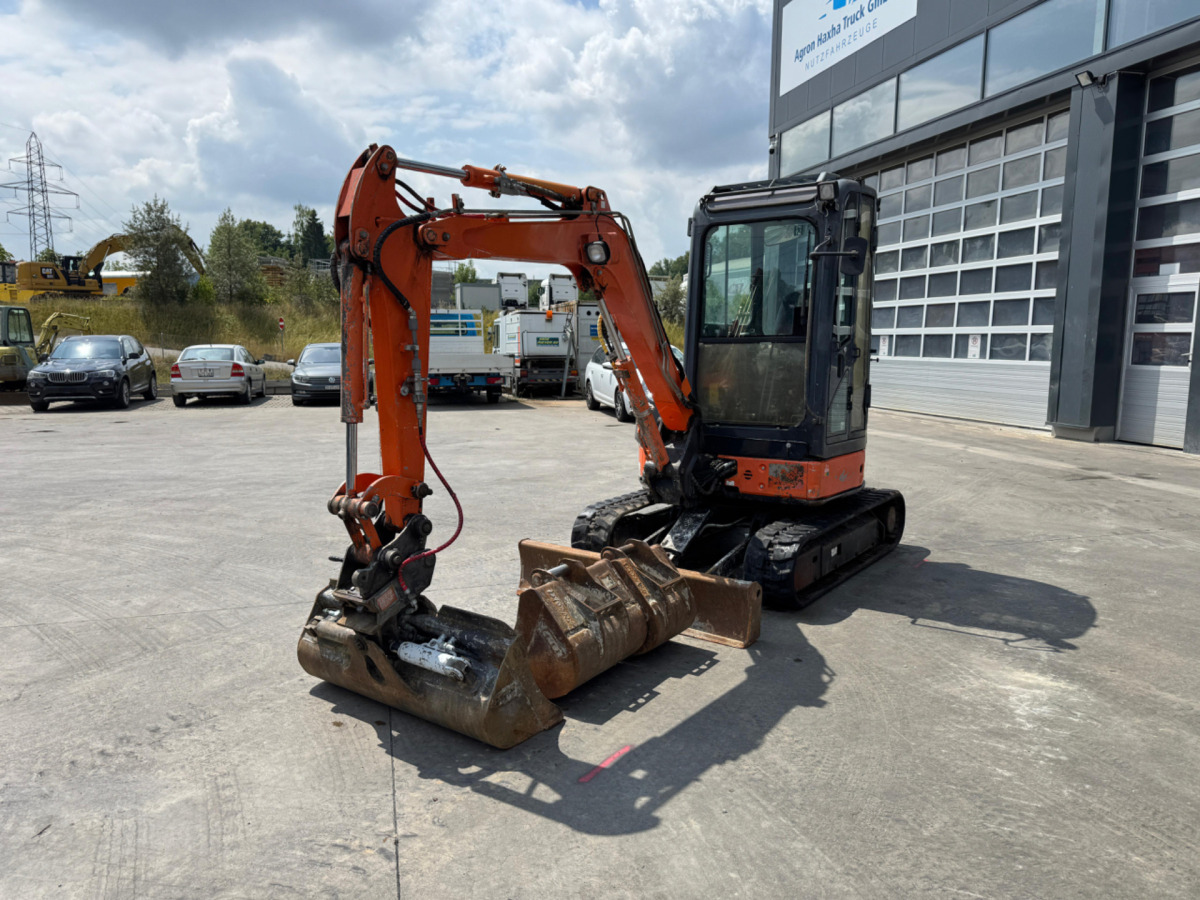 HITACHI Zaxis 30U-2 CSR - Máy xúc bánh xích: hình 1 HITACHI Zaxis 30U-2 CSR - Máy xúc bánh xích: hình 1