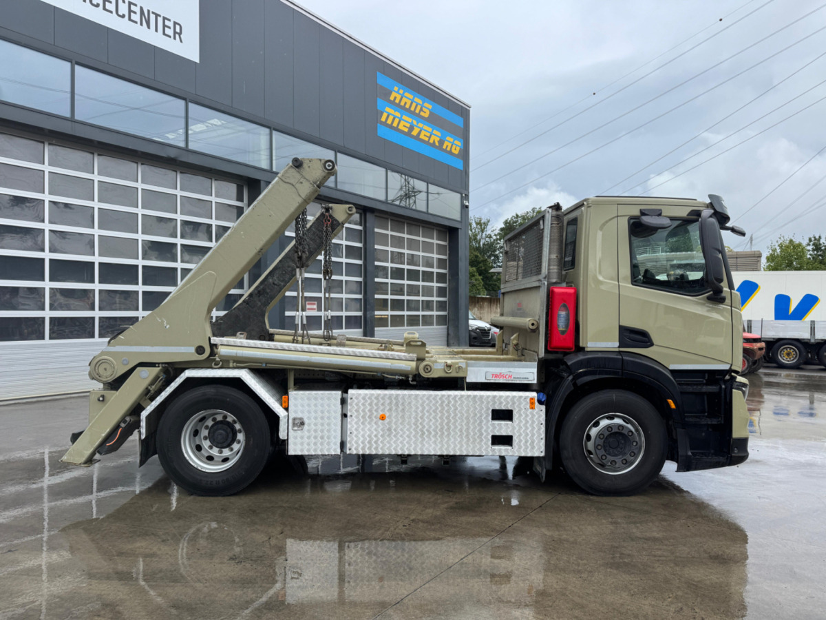 IVECO S Way 420 4x2 Trösch - Xe tải chở thùng nhỏ: hình 4 IVECO S Way 420 4x2 Trösch - Xe tải chở thùng nhỏ: hình 4