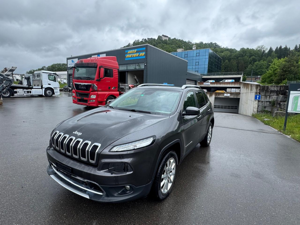 JEEP Cherokee 2.2 TD - Hatchback: hình 1 JEEP Cherokee 2.2 TD - Hatchback: hình 1