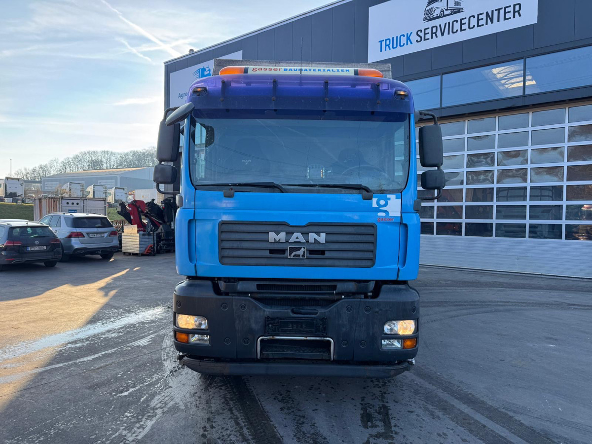 MAN TGA 26.440 6x2 - Xe tải thùng mui bạt: hình 2 MAN TGA 26.440 6x2 - Xe tải thùng mui bạt: hình 2