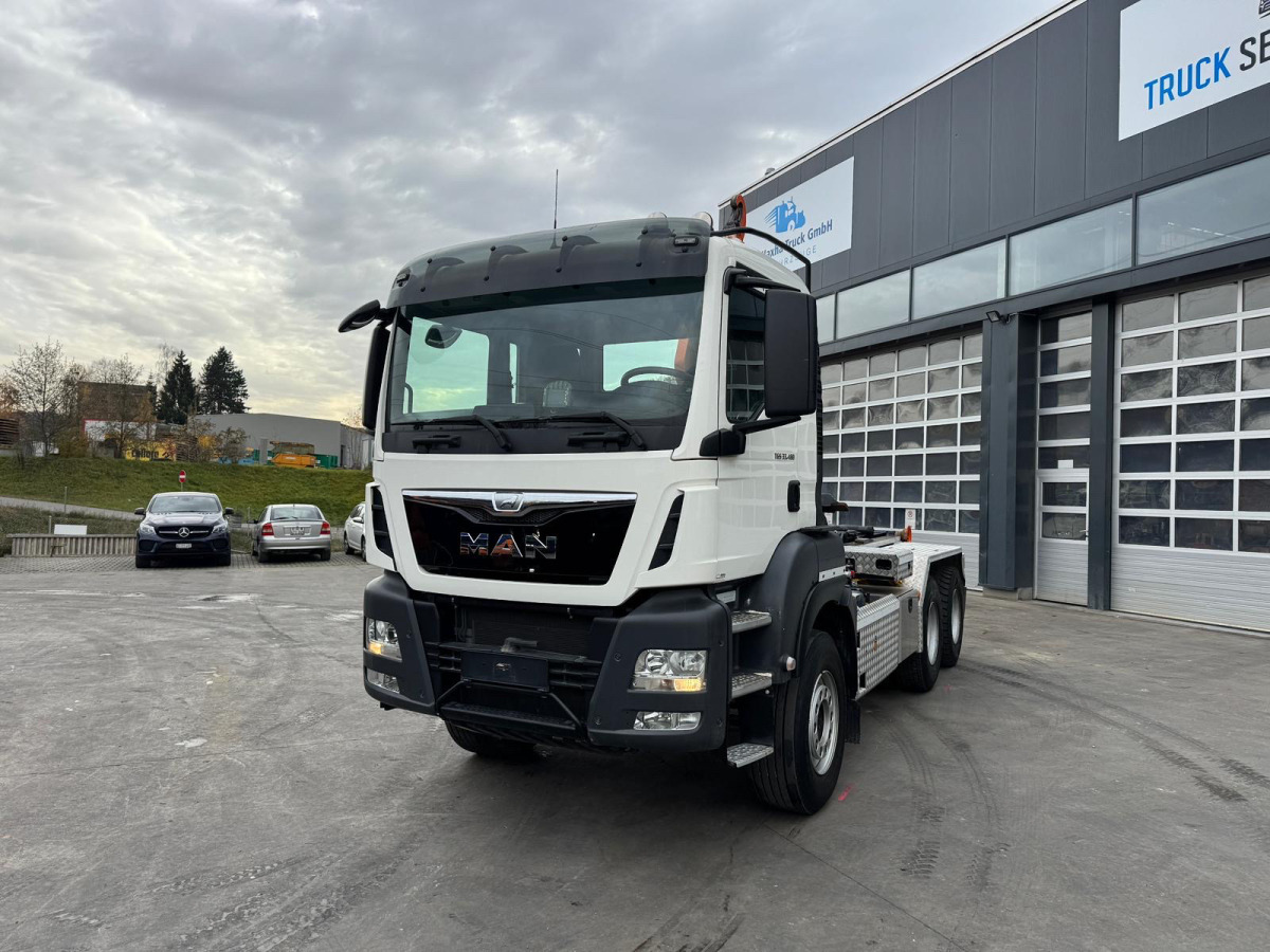 MAN TGS 33.480 6x4 Moser Haken 53'000Km - Xe tải nâng móc: hình 1 MAN TGS 33.480 6x4 Moser Haken 53'000Km - Xe tải nâng móc: hình 1