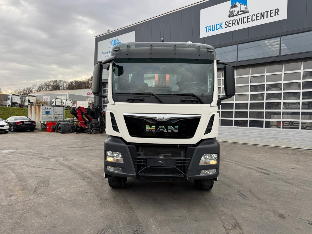 MAN TGS 33.480 6x4 Moser Haken 53'000Km - Xe tải nâng móc: hình 2 MAN TGS 33.480 6x4 Moser Haken 53'000Km - Xe tải nâng móc: hình 2