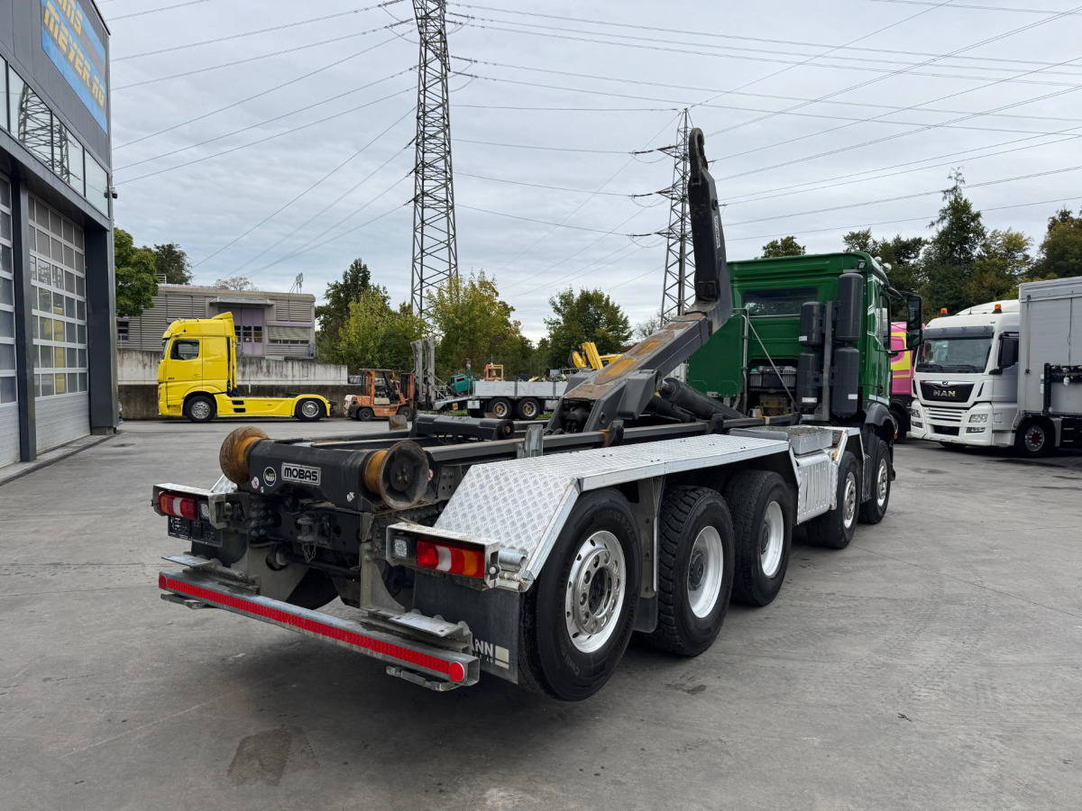 MERCEDES Arocs 4453 10x4 Mobas - Xe tải nâng móc: hình 5 MERCEDES Arocs 4453 10x4 Mobas - Xe tải nâng móc: hình 5