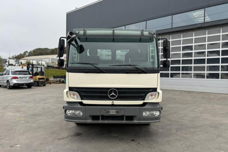 Mercedes-Benz Atego 1329 4x2 Hiab 088-2 - Xe ben, Xe cẩu tự hành: hình 3 Mercedes-Benz Atego 1329 4x2 Hiab 088-2 - Xe ben, Xe cẩu tự hành: hình 3