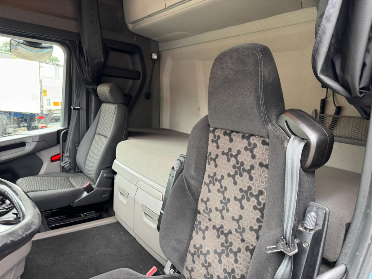 Xe tải thùng mui bạt SCANIA R410 4x2: hình 11