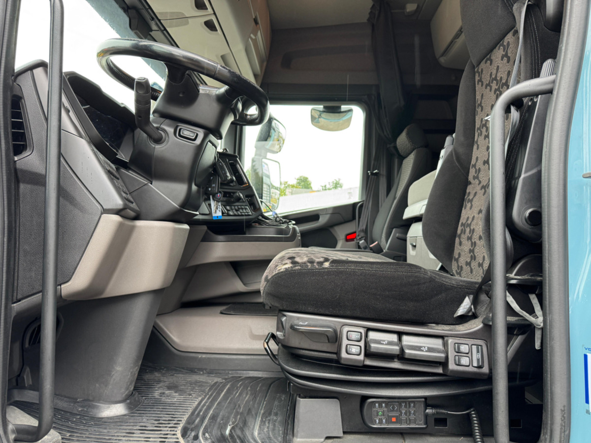 Xe tải thùng mui bạt SCANIA R410 4x2: hình 15