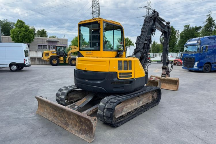 Takeuchi TB-280FR Powertilt - Máy xúc bánh xích: hình 4 Takeuchi TB-280FR Powertilt - Máy xúc bánh xích: hình 4