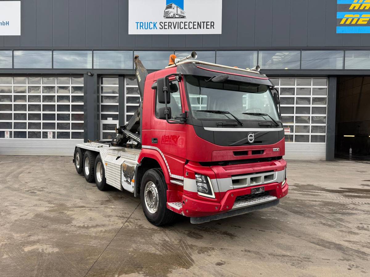 VOLVO FMX-500 8x4 Tridem Hiab 26T - Xe tải nâng móc: hình 3 VOLVO FMX-500 8x4 Tridem Hiab 26T - Xe tải nâng móc: hình 3