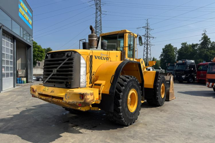 Volvo L150E - Máy xúc lật bánh lốp: hình 4 Volvo L150E - Máy xúc lật bánh lốp: hình 4